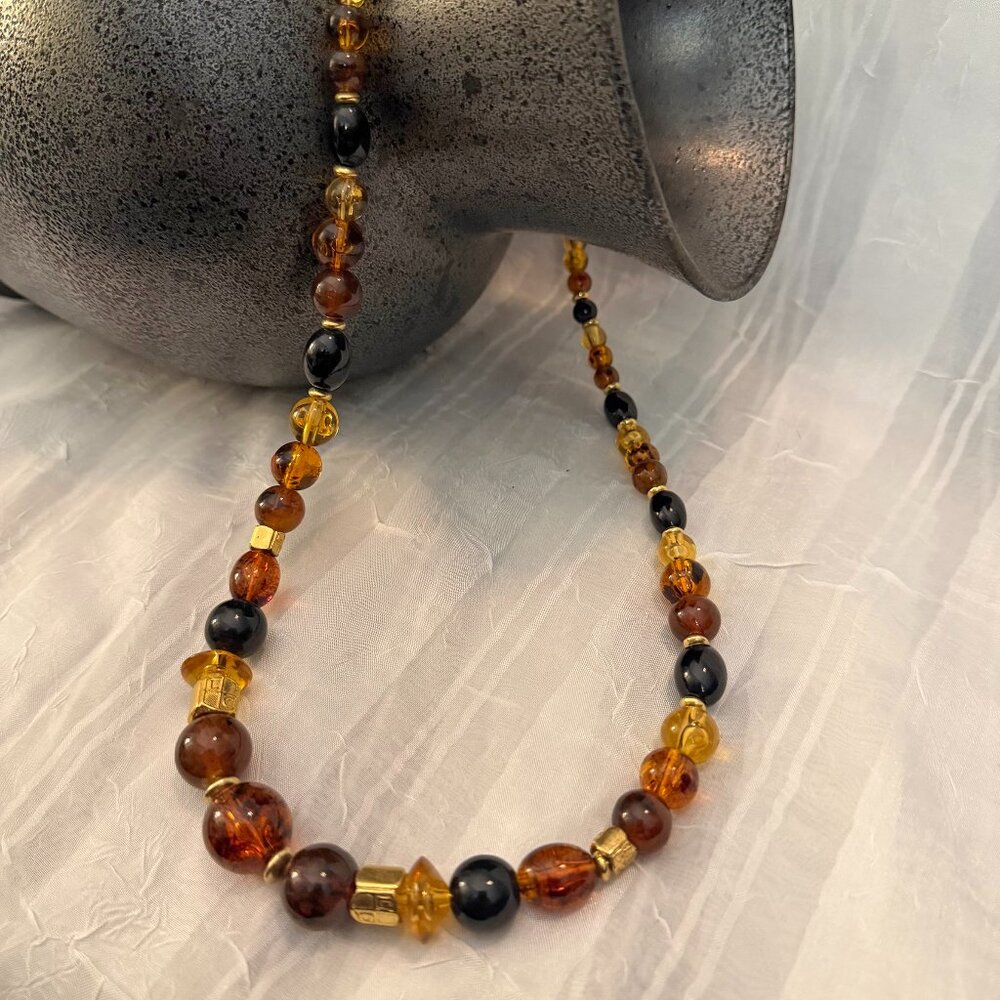 Vintage Liz Claiborne Amber & Black Beaded Station Necklace – Signed LC